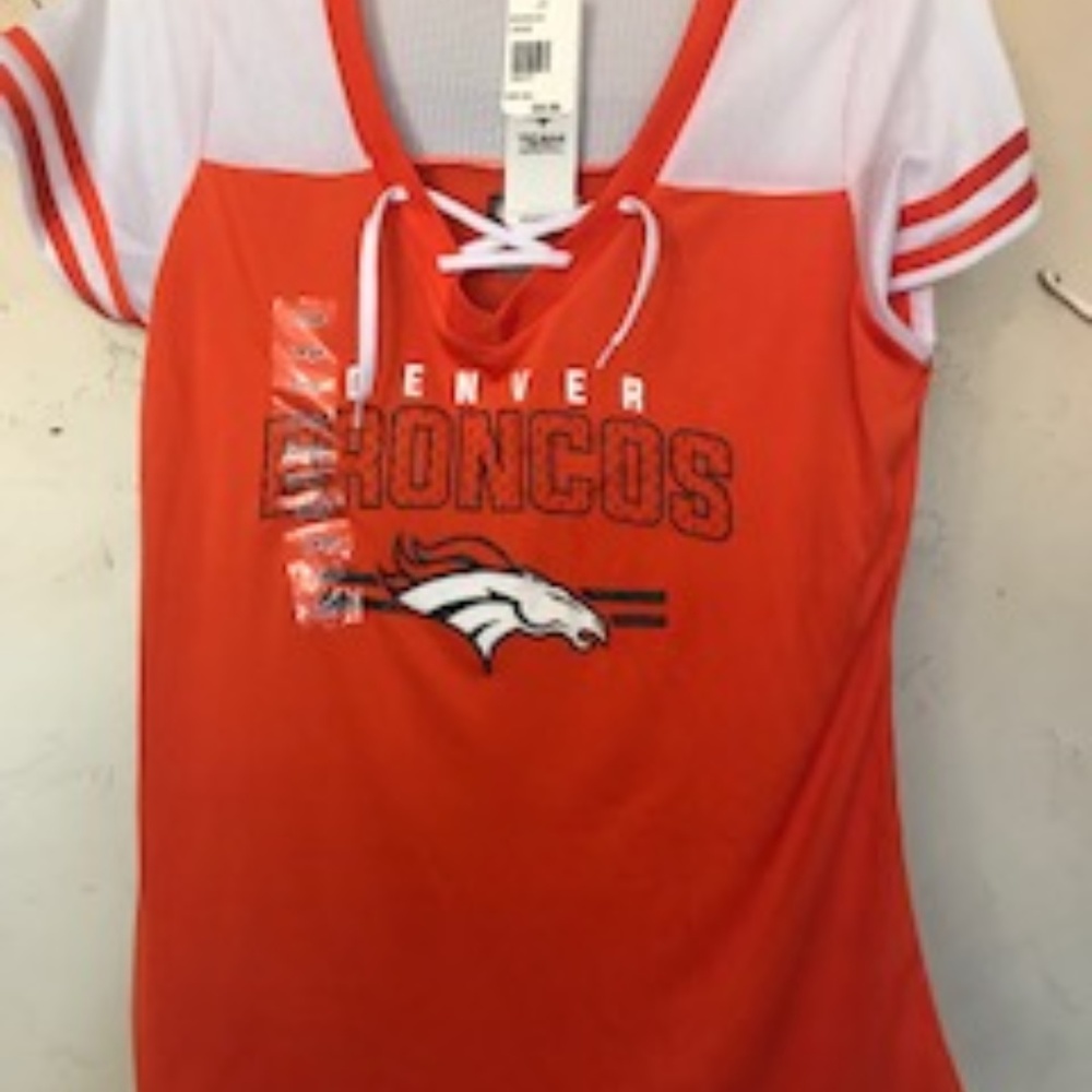 New Women's Denver Bronco T-shirt